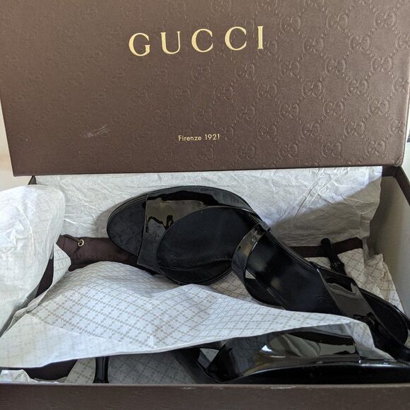 Gucci Vernice Crystal Sandal - Picture 10 of 12